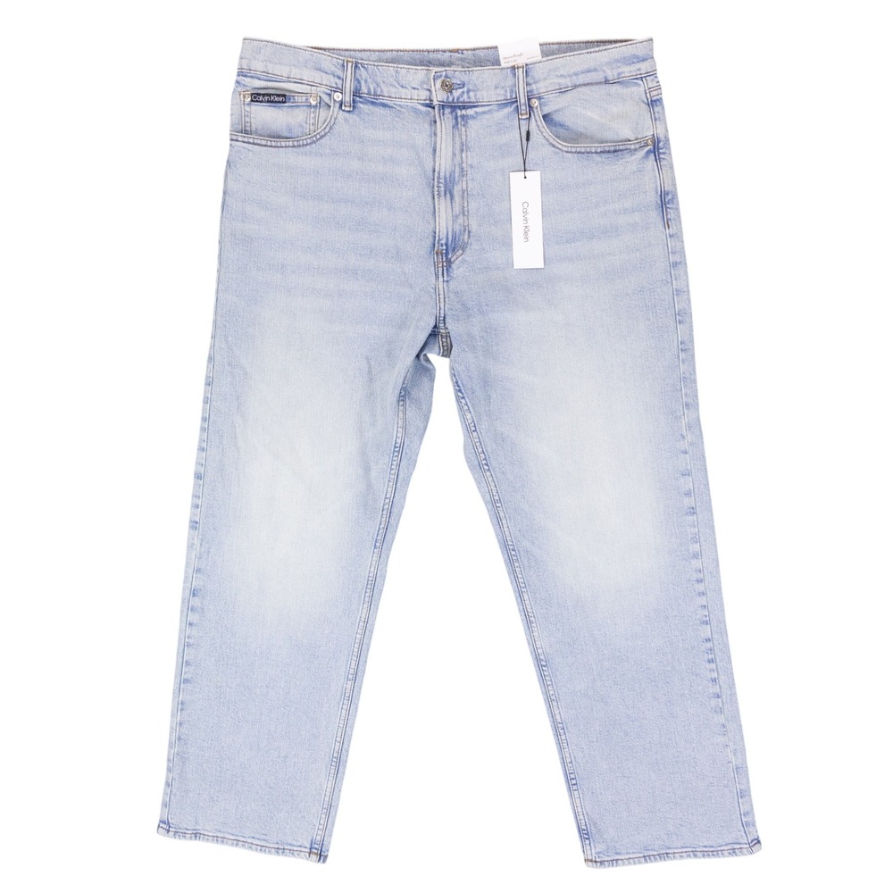 NWT Calvin Klein Relaxed Straight Jeans Mens 38x30 Light Wash Cotton Stretch